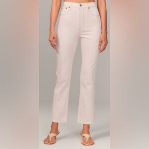 Abercrombie & Fitch Cream Ultra High Rise Jeans. Size 28/6 in mint condition